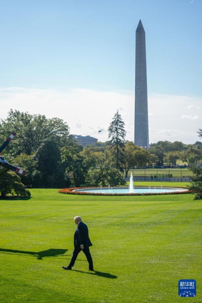 特朗普政府开始裁员 “停摆”第十天行动升级