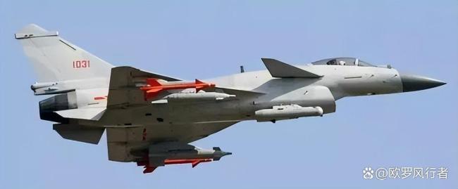 歼-20隐形战斗机 规模化列装冠绝亚洲
