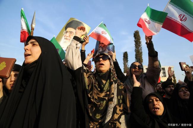 伊朗大规模导弹雨已经倾泻而下，覆盖美军四大基地！ 雷霆一击改变局势