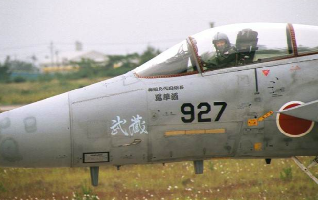 没落的日本武士鹰 F-15J