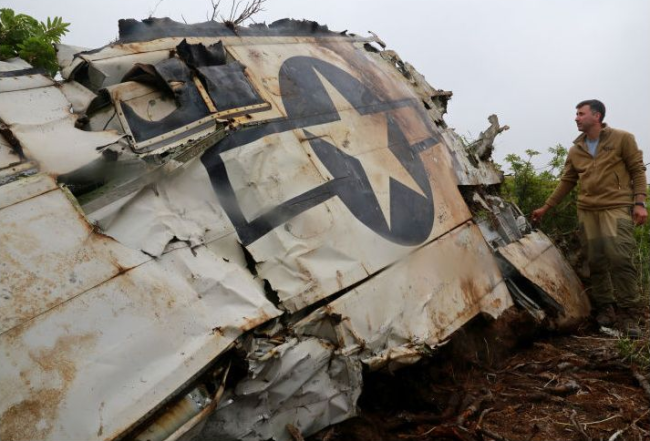俄考察队在勘察加半岛附近发现5架美国飞机残骸