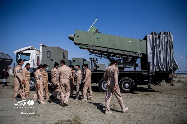伊朗从7日开始举行代号“佐勒法加尔-1400”的大型军演，测试了多种武器装备。其中包括多种反舰导弹。