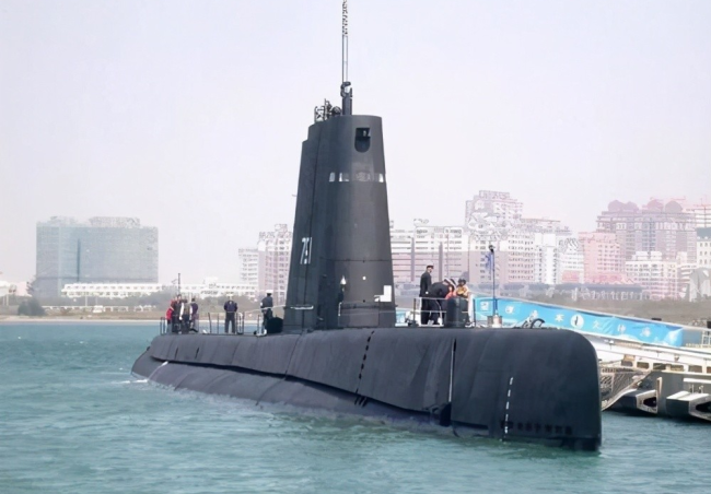 台当局拟投4000亿新台币“自造潜艇” 战力如何