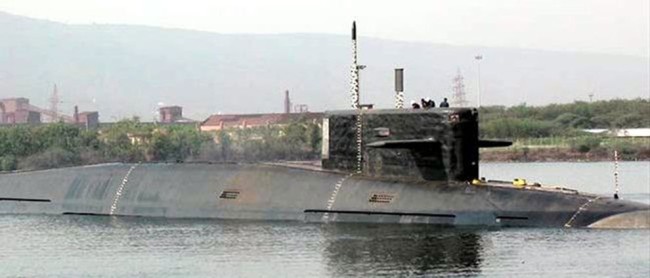 印度第三艘“歼敌者”核潜艇下水 或配更多导弹