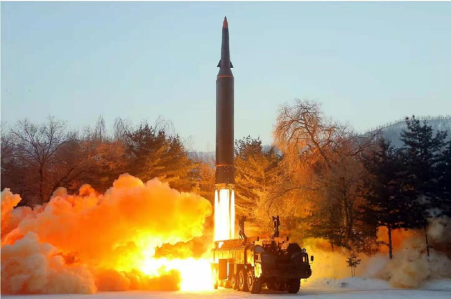 朝鲜1周内两射高超导弹 韩朝导弹竞赛转向高超领域