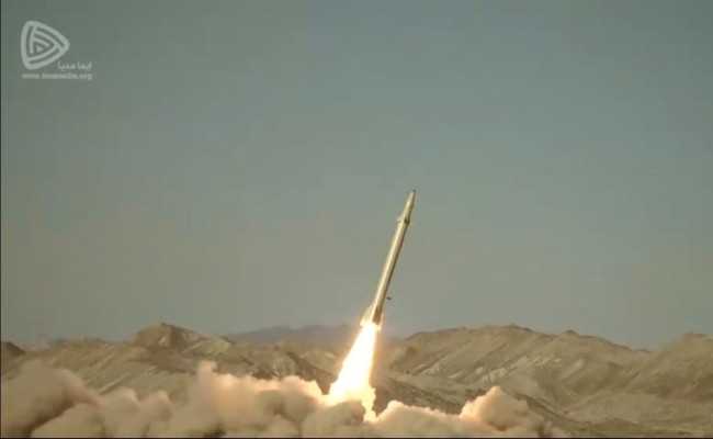 伊朗伊斯兰革命卫队2022年2月9日公布了一种射程为1450千米的新型弹道导弹。据伊朗伊斯兰革命卫队新闻网站当天发布的消息，在伊朗伊斯兰革命胜利43周年纪念日（2月11日）即将到来之际，伊朗伊斯兰革命卫队公布了名为“海巴尔·舍坎”的新型弹道导弹。