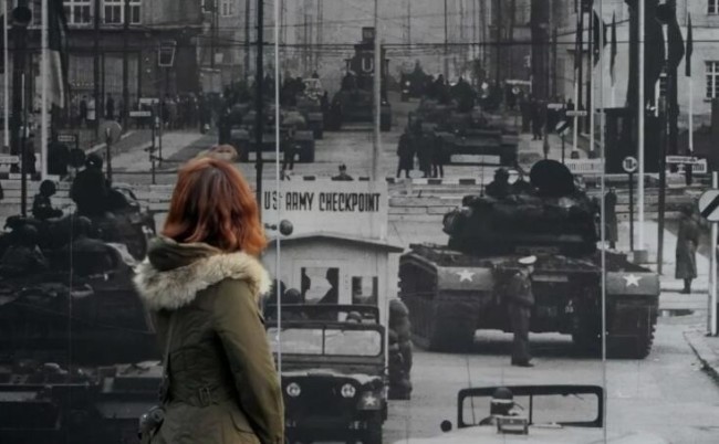 美媒：乌克兰领空比1961年美苏柏林对峙时还危险