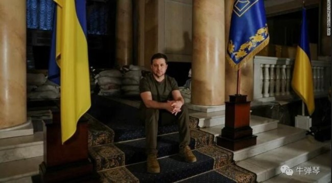 乌克兰方面的一名作战人员全身的装备：价格不菲