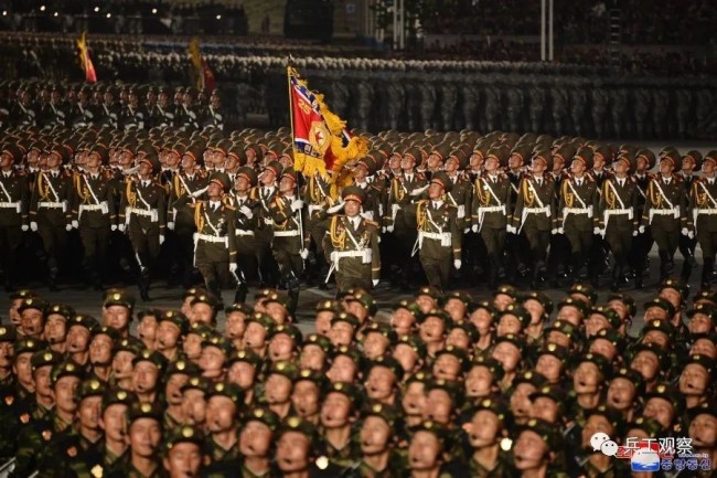 朝鲜建军90周年阅兵图集
