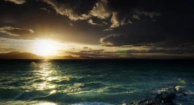 海峡中线和海峡内控线海峡中线是什么意思