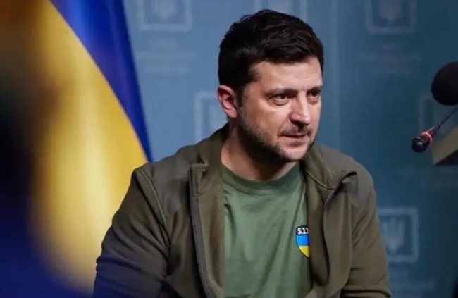 泽连斯基宣布重要决定：乌克兰对600多名俄官员实施制裁  