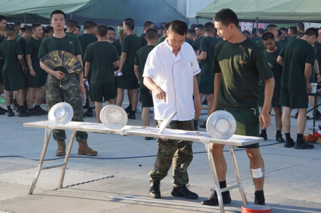 国庆军营美食游园活动！流连忘返！