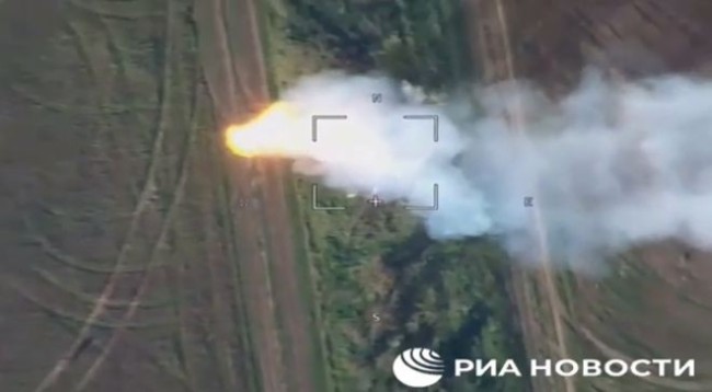 俄媒曝光視頻：俄軍在特別軍事行動區摧毀兩門美向烏提供的自行火炮