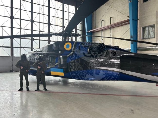 乌军已经获得美国黑鹰直升机