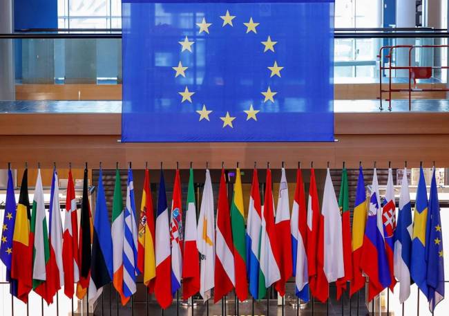 欧盟提议对俄实施新制裁