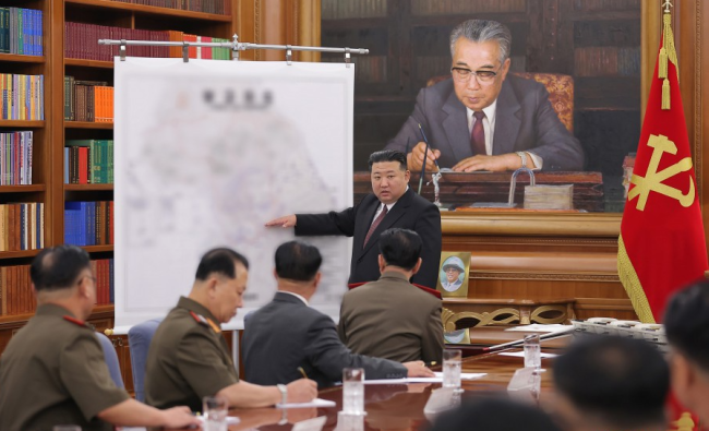 朝鲜召开重要会议，“做好一切战争准备”列入议程讨论