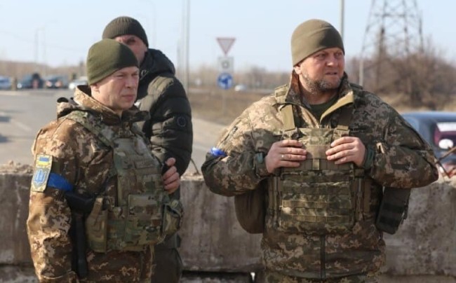 乌克兰宣称突破了俄军防线，俄防长反驳：不，你没有