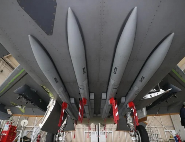 阿联酋或参与韩隐身战机项目，“猎鹰”能飞到中东？