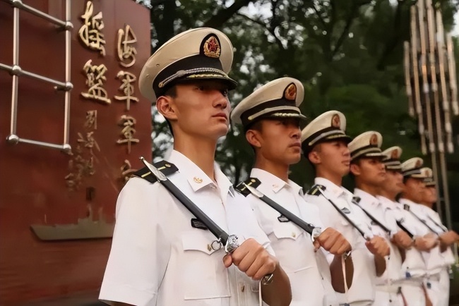 海軍80%艦艇長(zhǎng)出自海軍大連艦艇學(xué)院！