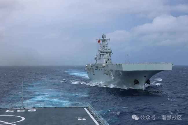 炮声隆隆，搏击海天！