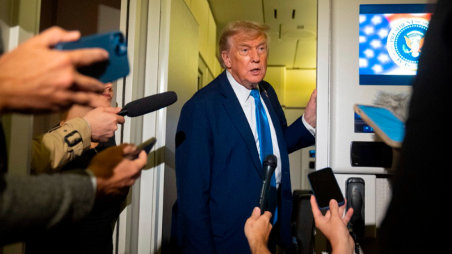 媒体：特朗普威胁对华加征100%新关税，美股暴跌、中概股重挫、全球市场齐震荡