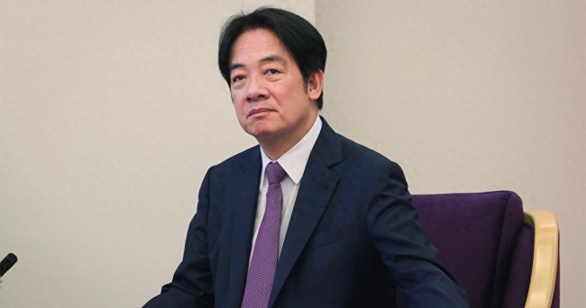 谋独绝路！台湾政坛靠亲美媚日自我麻痹，遇我军演训只剩“打哆嗦”