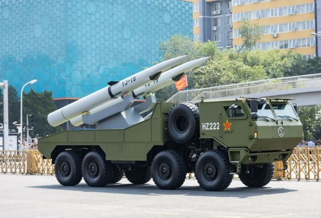 新“大黑鱼”亮相,核潜艇开始下饺子!