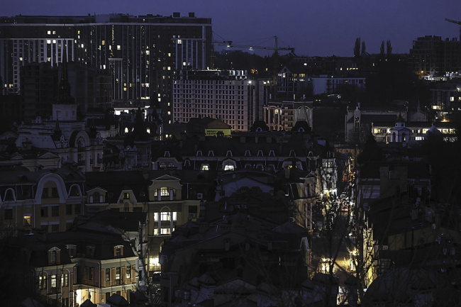 主谋竟是泽连斯基密友，美欧担忧援助去向，乌克兰腐败丑闻震动西方