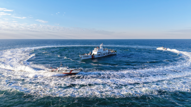 全国各地沿海公安机关在寒冬苦练本领！