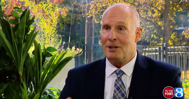 解放军围台军演，白宫、五角大楼保持沉默，有人先憋不住了