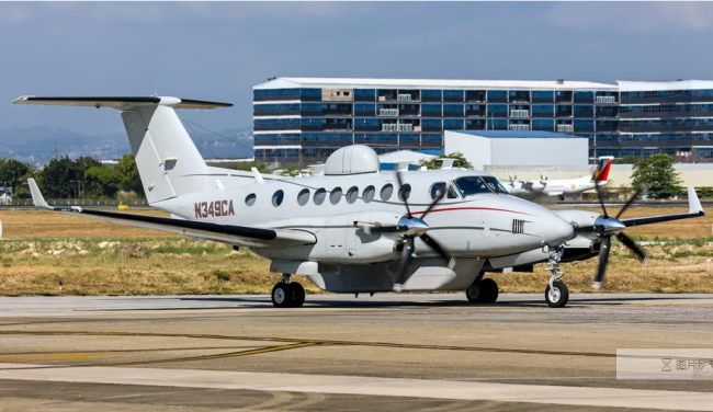 美军机伪装成民用飞机打击委船只：风险不小的“灰色地带”隐蔽作战