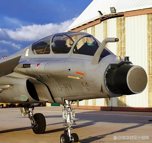 阵风配上流星还是打不过歼-10CE吗？