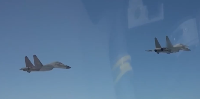 歼-16挂载4枚反舰导弹战备值