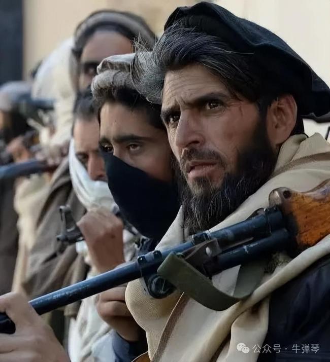 一觉醒来，这两个邻国大打出手了