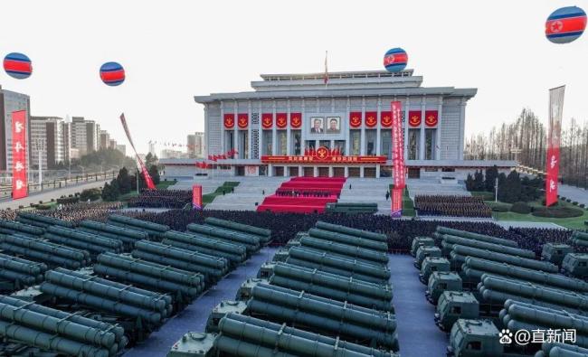 朝鲜罕见“无武器阅兵”,白宫称愿“无条件”对话,朝美传递“上桌谈”信号?