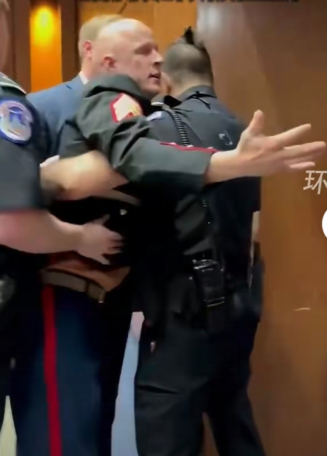 美退役军人高喊没人愿为以而战 战争根源引争议