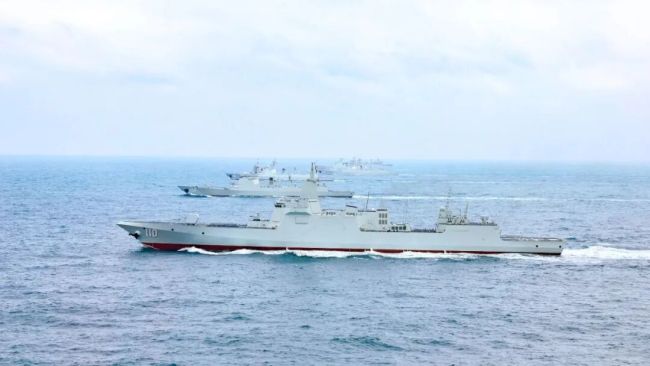 填满15X号段！日喀则舰官宣，052C、052D和055首次东海同框