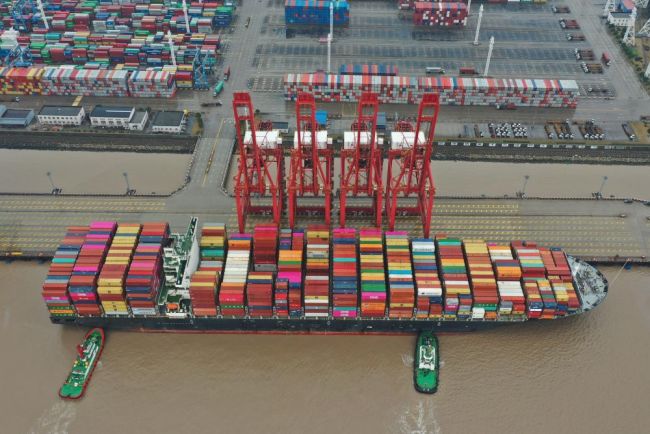 出口集装箱供应短缺折射中国外贸持续升温