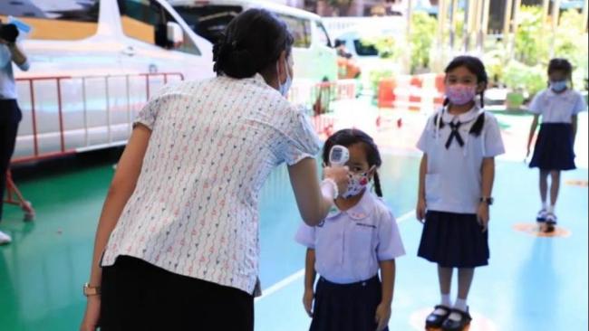 开学4天泰国多所学校出现新冠疫情