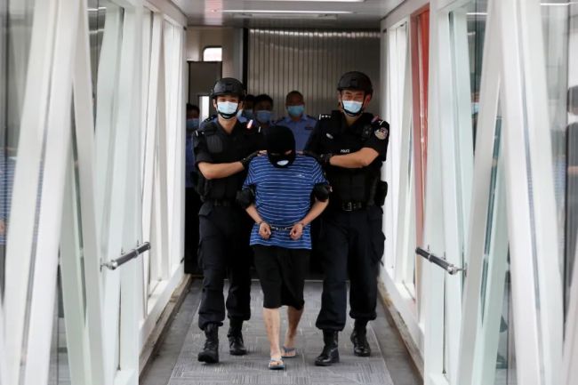 武汉警方抓获一级“钉子”逃犯：跨境跨省遥控贩毒