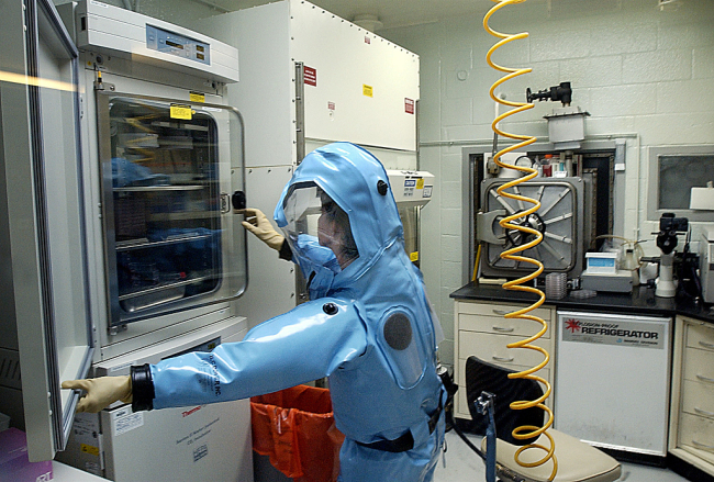 多个细节令人生疑!菲媒深扒美国2019年疫情时间点