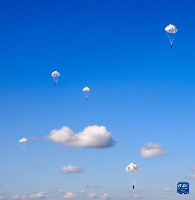 一周看天下|喀布尔连环爆炸 震后海地……