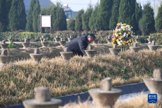 祖国和人民不会忘记——写在第八个烈士纪念日之际