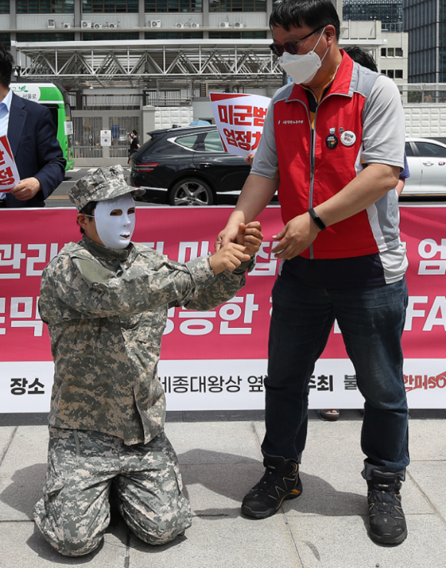 驻韩美军被控性侵韩国女子 韩警方将其移交美军