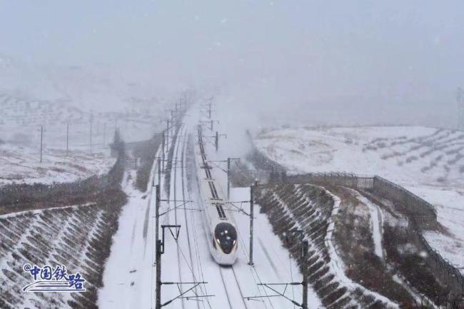 打破70年来纪录！极寒暴风雪冰封通辽