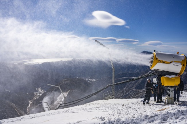 国家高山滑雪中心今日开始北京2022年冬奥会造雪工作