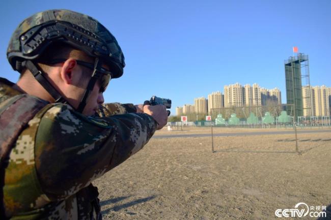 直击武警特战队员训练精彩瞬间