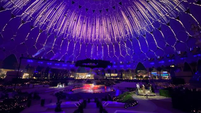 阿联酋50周年国庆日举行庆典