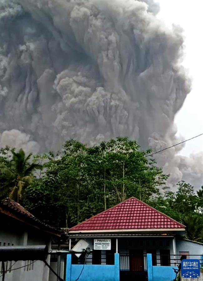 印尼塞梅鲁火山喷发！已致13人死亡41人受伤
