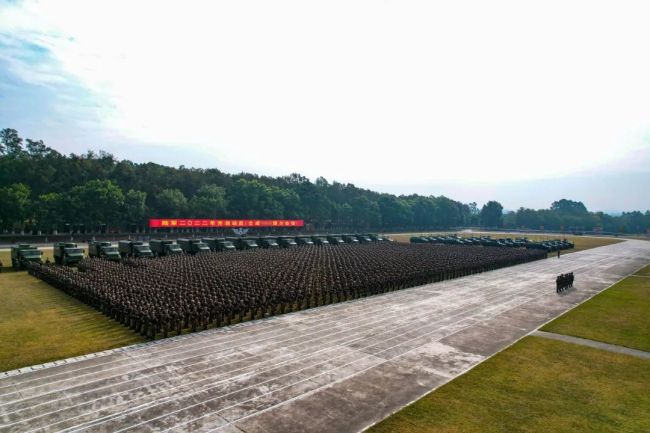 南部战区部队热血开训！